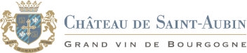 Le Château est situé dans le village de Saint-Aubin au sud de la Côte de Beaune, tout près de Puligny-Montrachet et de Chassagne-Montrachet. Il est la propriété de la Famille Piffaut, héritière d’une longue tradition familiale dans le milieu des vins de Bourgogne.